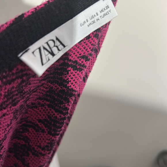 ZARA Ruched Houndstooth Sweater Dress - Picture 11 of 11